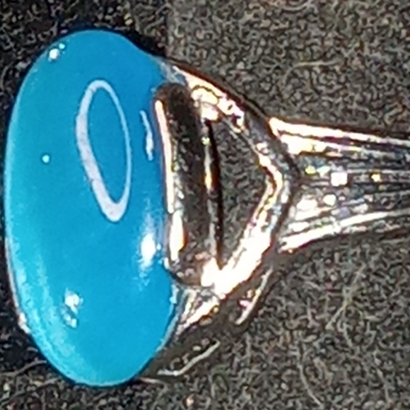 BLOWOUT Ladies Blue Cat's-eye Stone Ring SZ 7 - Picture 3 of 5